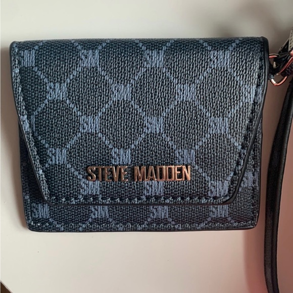 Steve Madden Mini Bag - Picture 3 of 9